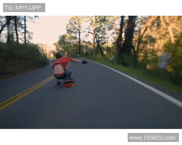 广州滑板队的耐力挑战与技巧分享探索滑板运动的极限与魅力